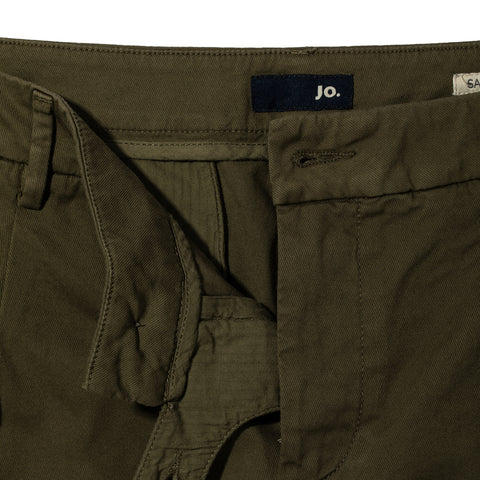 Bermuda à pince en coton vert army