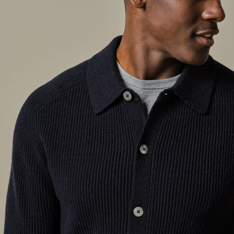 Cardigan en maille anglaise navy