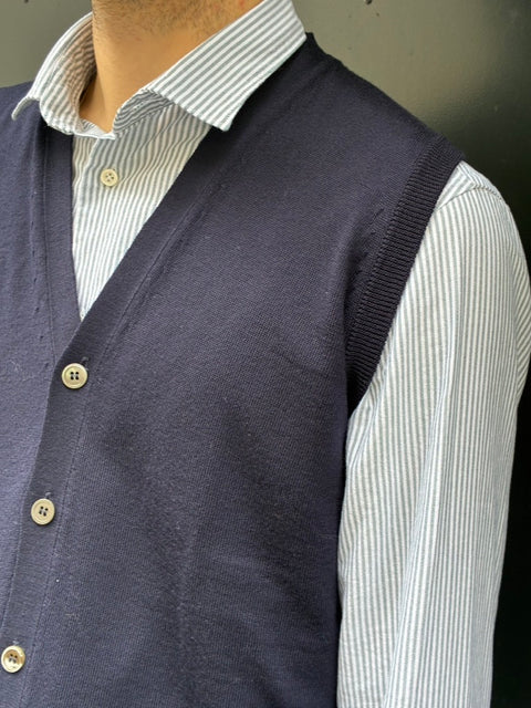 Cardigan sans manches en laine mérinos marine