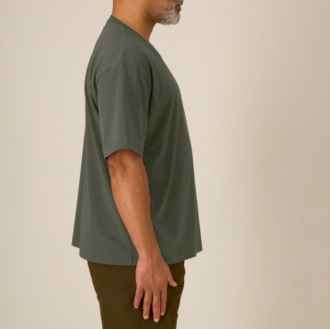 Tee-shirt coupe droite, carré, épaule tombante et manche au coude - vert kaki