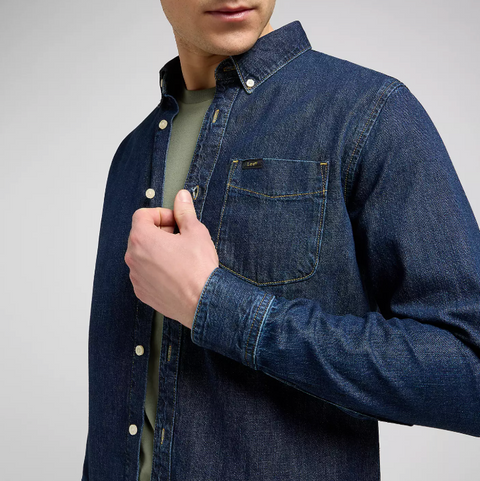 Chemise Lee en denim à col boutonné
