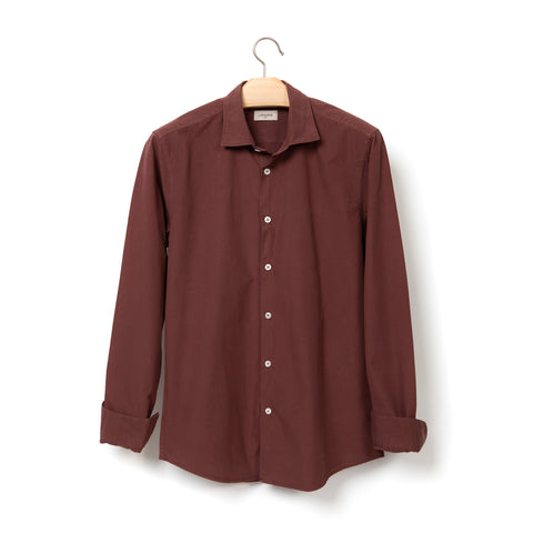 Découvrez la nouvelle collection automne-hiver 2022 Jo Vêtements. Chemise en popeline de coton pour homme quetsche face